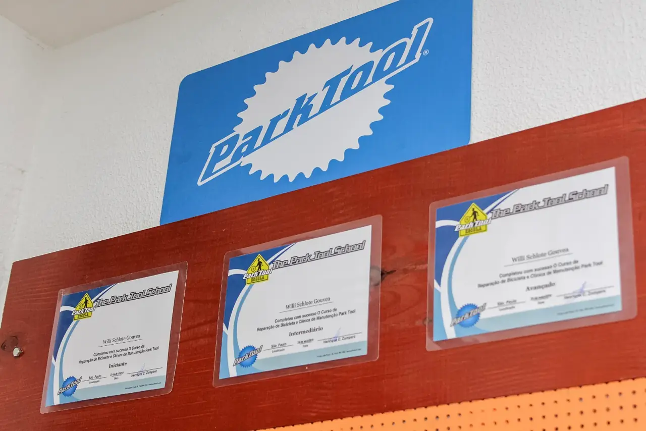 Certificados Park Tool no estúdio